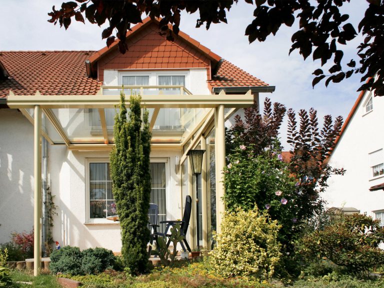 Markisen:Markilux, Pergola, Gelenkarmmarkisen, Kassettenmarkisen, Markisentuch, MX 3,  - Glasdächer:TS Aluminium, regionale Fertigung, Terrassendächer, Glashaus,  - Terrassendächer:Glasdächer, Terrassendächer, Renson, Sonnenschutz - ein Produkt der Altermann GmbH, Halle (Saale)