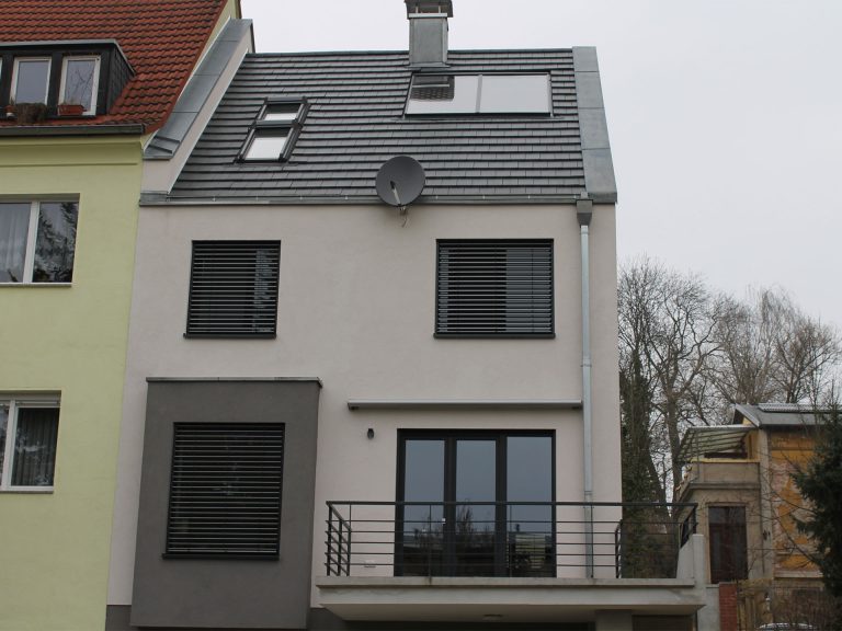 Fenster:Schüco Fenster, Kunsstofffenster, Aluminiumfenster, moderne Fenster, Fensterplanung - Rollläden / Raffstore:Growe, Alulux, Vorsatzrolladen, Aufsatzrolladen, sichere Rolladen - Sonnenschutz:Textiler Sonnenschutz, Sonnenschutz - ein Produkt der Altermann GmbH, Halle (Saale)