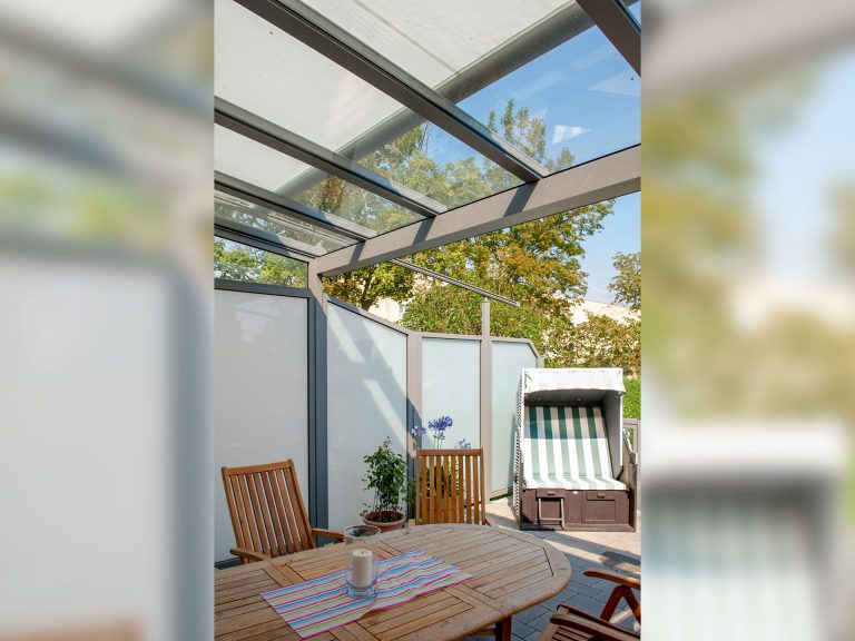 Markisen:Markilux, Pergola, Gelenkarmmarkisen, Kassettenmarkisen, Markisentuch, MX 3,  - Glasdächer:TS Aluminium, regionale Fertigung, Terrassendächer, Glashaus,  - Sonnenschutz:Textiler Sonnenschutz, Sonnenschutz - Terrassendächer:Glasdächer, Terrassendächer, Renson, Sonnenschutz - ein Produkt der Altermann GmbH, Halle (Saale)