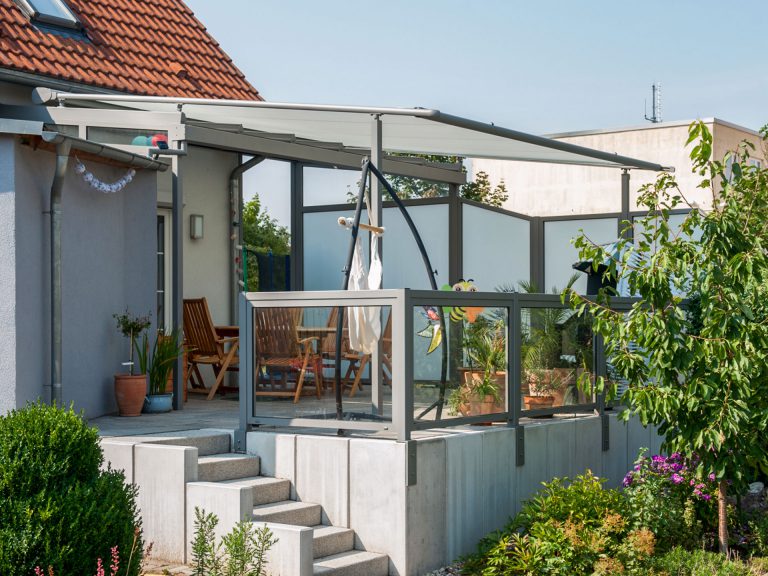 Markisen:Markilux, Pergola, Gelenkarmmarkisen, Kassettenmarkisen, Markisentuch, MX 3,  - Sonnenschutz:Textiler Sonnenschutz, Sonnenschutz - Terrassendächer:Glasdächer, Terrassendächer, Renson, Sonnenschutz - ein Produkt der Altermann GmbH, Halle (Saale)