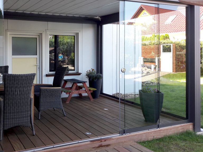 Lamellendächer:Renson, Camargue, Algarve, Lammellendächer, Lattendächer, Drehlamellen, Sky - Terrassendächer:Glasdächer, Terrassendächer, Renson, Sonnenschutz - ein Produkt der Altermann GmbH, Halle (Saale)