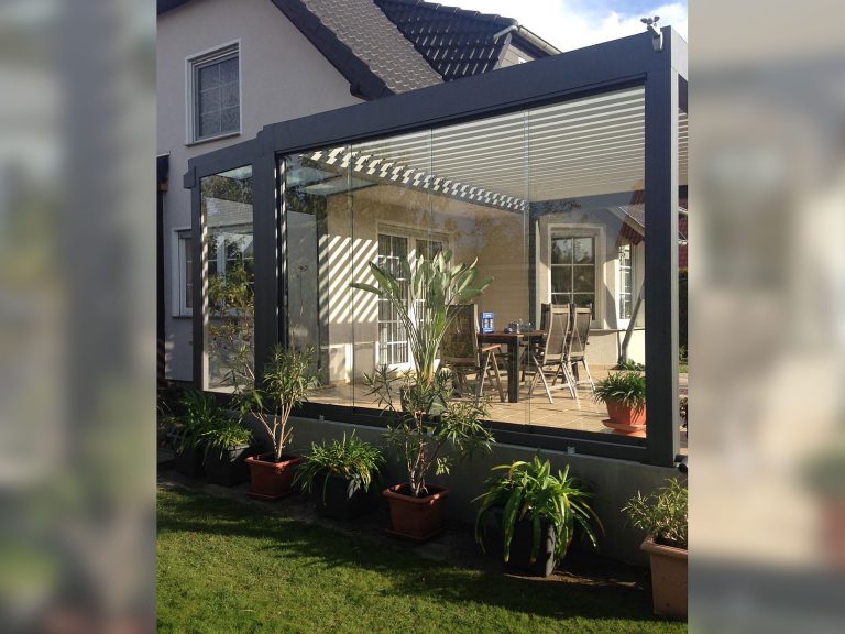 Glasdächer:TS Aluminium, regionale Fertigung, Terrassendächer, Glashaus,  - Lamellendächer:Renson, Camargue, Algarve, Lammellendächer, Lattendächer, Drehlamellen, Sky - Terrassendächer:Glasdächer, Terrassendächer, Renson, Sonnenschutz - ein Produkt der Altermann GmbH, Halle (Saale)