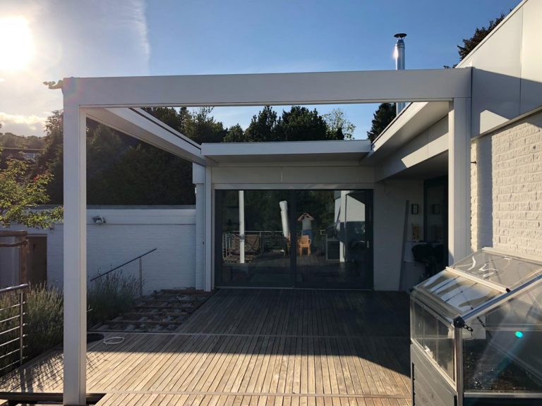 Lamellendächer:Renson, Camargue, Algarve, Lammellendächer, Lattendächer, Drehlamellen, Sky - Terrassendächer:Glasdächer, Terrassendächer, Renson, Sonnenschutz - ein Produkt der Altermann GmbH, Halle (Saale)