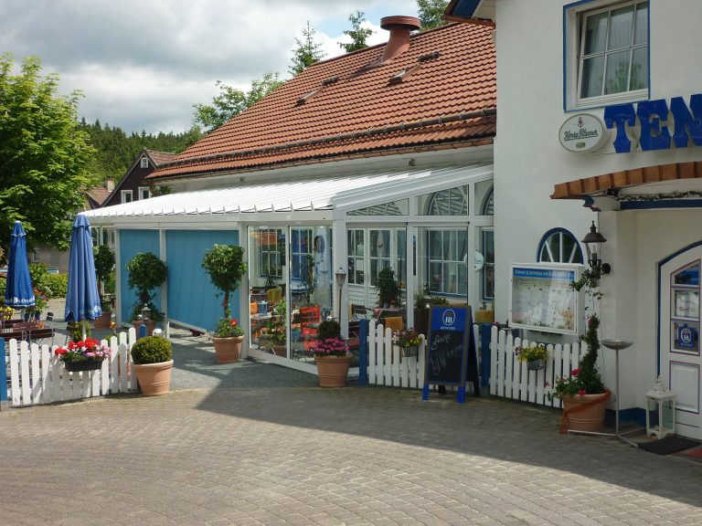 Glasdächer:TS Aluminium, regionale Fertigung, Terrassendächer, Glashaus,  - Terrassendächer:Glasdächer, Terrassendächer, Renson, Sonnenschutz - ein Produkt der Altermann GmbH, Halle (Saale)
