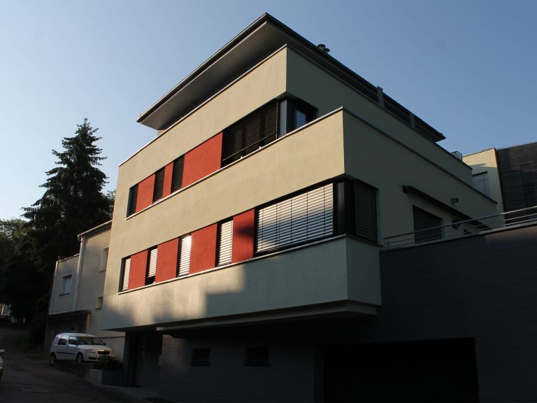 Fenster:Schüco Fenster, Kunsstofffenster, Aluminiumfenster, moderne Fenster, Fensterplanung - Rollläden / Raffstore:Growe, Alulux, Vorsatzrolladen, Aufsatzrolladen, sichere Rolladen - ein Produkt der Altermann GmbH, Halle (Saale)