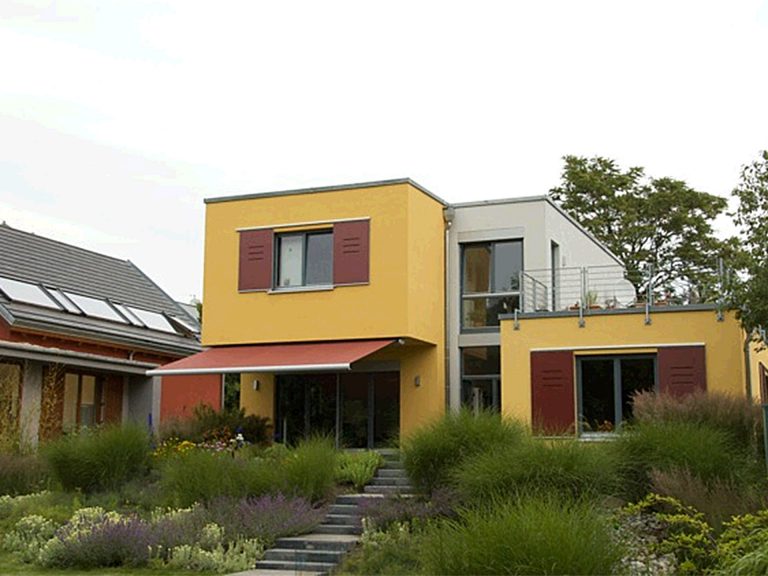 Markisen:Markilux, Pergola, Gelenkarmmarkisen, Kassettenmarkisen, Markisentuch, MX 3,  - Fenster:Schüco Fenster, Kunsstofffenster, Aluminiumfenster, moderne Fenster, Fensterplanung - Sonnenschutz:Textiler Sonnenschutz, Sonnenschutz - ein Produkt der Altermann GmbH, Halle (Saale)