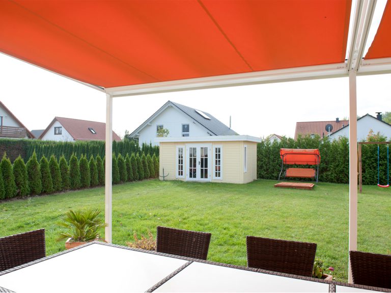 Markisen:Markilux, Pergola, Gelenkarmmarkisen, Kassettenmarkisen, Markisentuch, MX 3,  - Terrassendächer:Glasdächer, Terrassendächer, Renson, Sonnenschutz - ein Produkt der Altermann GmbH, Halle (Saale)