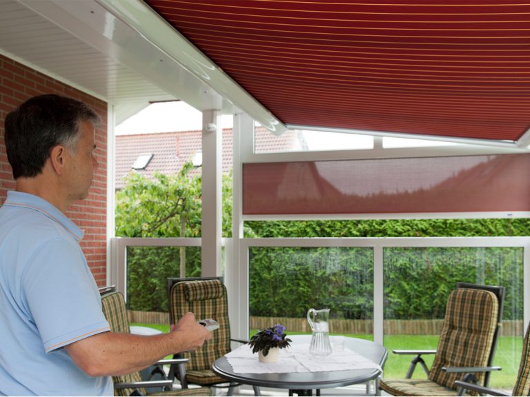 Markisen:Markilux, Pergola, Gelenkarmmarkisen, Kassettenmarkisen, Markisentuch, MX 3,  - Glasdächer:TS Aluminium, regionale Fertigung, Terrassendächer, Glashaus,  - Screens:Renson, Textiler Sonnenschutz, Fix Sreen, Zip Screen, Minimal Screen, Privaty Screen, Serge Screen - Sonnenschutz:Textiler Sonnenschutz, Sonnenschutz - Terrassendächer:Glasdächer, Terrassendächer, Renson, Sonnenschutz - ein Produkt der Altermann GmbH, Halle (Saale)
