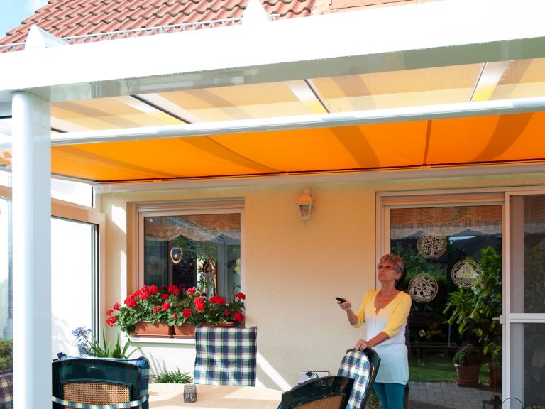 Markisen:Markilux, Pergola, Gelenkarmmarkisen, Kassettenmarkisen, Markisentuch, MX 3,  - ein Produkt der Altermann GmbH, Halle (Saale)