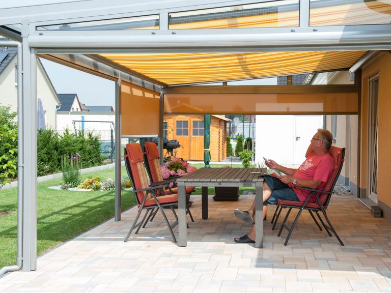 Markisen:Markilux, Pergola, Gelenkarmmarkisen, Kassettenmarkisen, Markisentuch, MX 3,  - Glasdächer:TS Aluminium, regionale Fertigung, Terrassendächer, Glashaus,  - Screens:Renson, Textiler Sonnenschutz, Fix Sreen, Zip Screen, Minimal Screen, Privaty Screen, Serge Screen - Sonnenschutz:Textiler Sonnenschutz, Sonnenschutz - Terrassendächer:Glasdächer, Terrassendächer, Renson, Sonnenschutz - ein Produkt der Altermann GmbH, Halle (Saale)