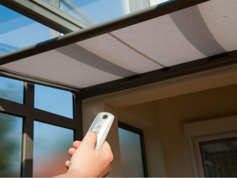 Markisen:Markilux, Pergola, Gelenkarmmarkisen, Kassettenmarkisen, Markisentuch, MX 3,  - Sonnenschutz:Textiler Sonnenschutz, Sonnenschutz - ein Produkt der Altermann GmbH, Halle (Saale)