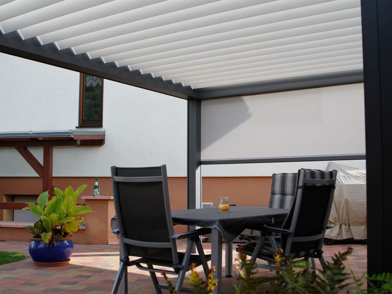 Screens:Renson, Textiler Sonnenschutz, Fix Sreen, Zip Screen, Minimal Screen, Privaty Screen, Serge Screen - Lamellendächer:Renson, Camargue, Algarve, Lammellendächer, Lattendächer, Drehlamellen, Sky - Sonnenschutz:Textiler Sonnenschutz, Sonnenschutz - Terrassendächer:Glasdächer, Terrassendächer, Renson, Sonnenschutz - ein Produkt der Altermann GmbH, Halle (Saale)