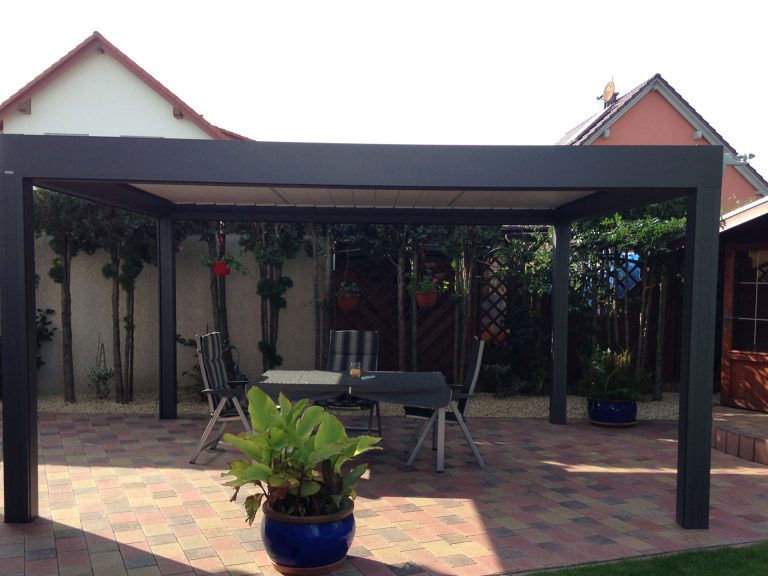 Lamellendächer:Renson, Camargue, Algarve, Lammellendächer, Lattendächer, Drehlamellen, Sky - Terrassendächer:Glasdächer, Terrassendächer, Renson, Sonnenschutz - ein Produkt der Altermann GmbH, Halle (Saale)