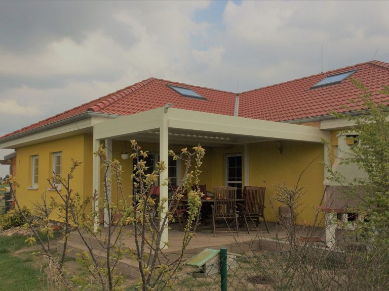 Lamellendächer:Renson, Camargue, Algarve, Lammellendächer, Lattendächer, Drehlamellen, Sky - Terrassendächer:Glasdächer, Terrassendächer, Renson, Sonnenschutz - ein Produkt der Altermann GmbH, Halle (Saale)