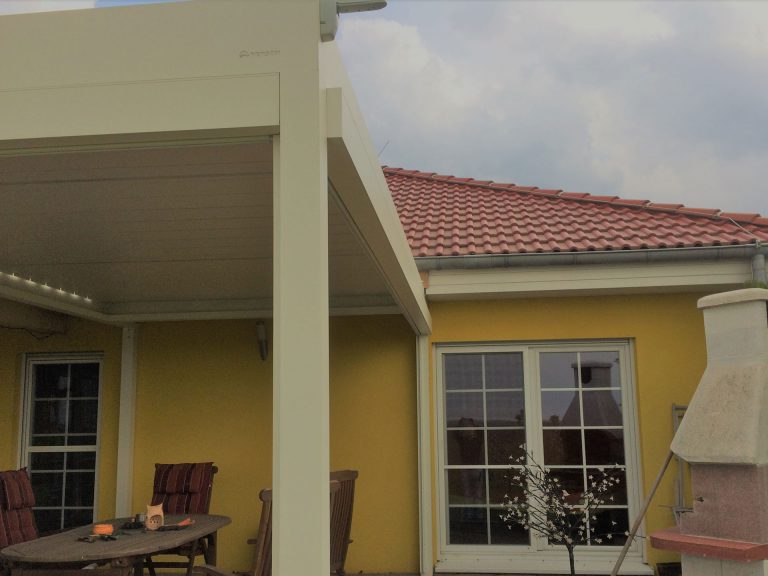 Lamellendächer:Renson, Camargue, Algarve, Lammellendächer, Lattendächer, Drehlamellen, Sky - Terrassendächer:Glasdächer, Terrassendächer, Renson, Sonnenschutz - ein Produkt der Altermann GmbH, Halle (Saale)