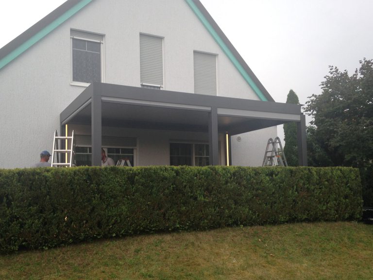 Lamellendächer:Renson, Camargue, Algarve, Lammellendächer, Lattendächer, Drehlamellen, Sky - Terrassendächer:Glasdächer, Terrassendächer, Renson, Sonnenschutz - ein Produkt der Altermann GmbH, Halle (Saale)