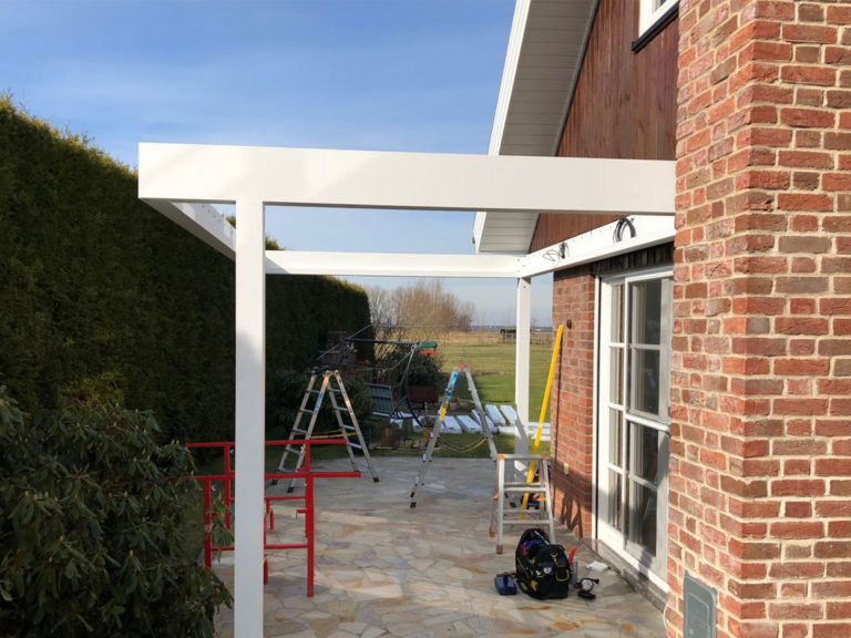 Lamellendächer:Renson, Camargue, Algarve, Lammellendächer, Lattendächer, Drehlamellen, Sky - Terrassendächer:Glasdächer, Terrassendächer, Renson, Sonnenschutz - ein Produkt der Altermann GmbH, Halle (Saale)