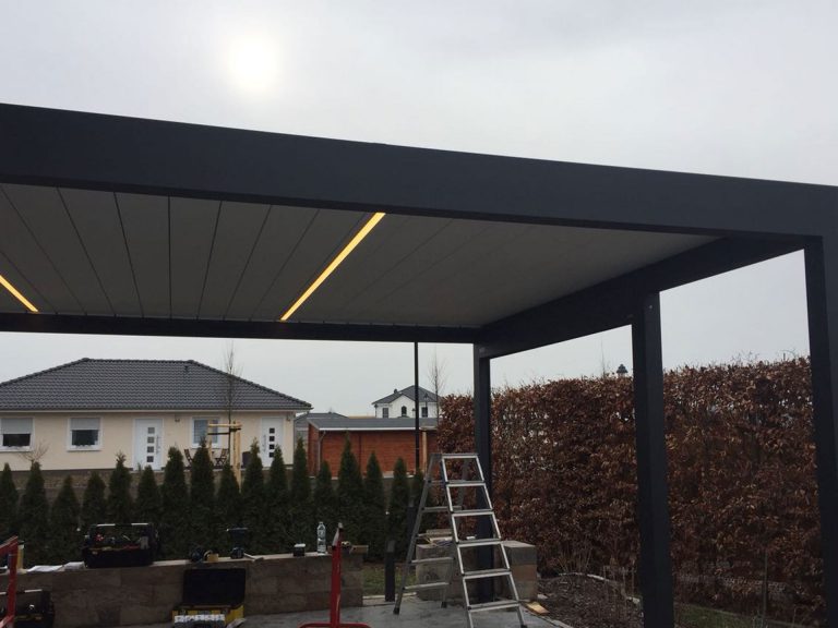Lamellendächer:Renson, Camargue, Algarve, Lammellendächer, Lattendächer, Drehlamellen, Sky - Terrassendächer:Glasdächer, Terrassendächer, Renson, Sonnenschutz - ein Produkt der Altermann GmbH, Halle (Saale)