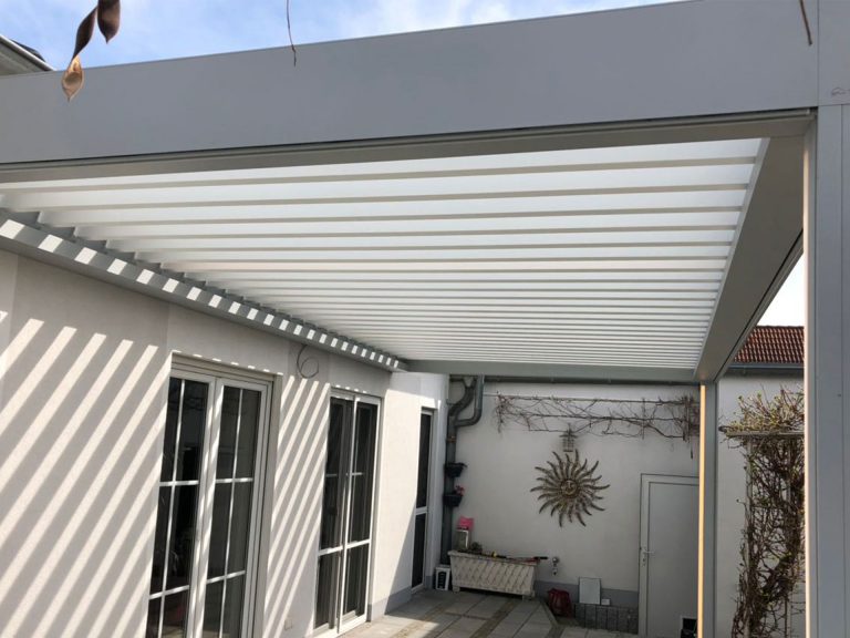 Lamellendächer:Renson, Camargue, Algarve, Lammellendächer, Lattendächer, Drehlamellen, Sky - Terrassendächer:Glasdächer, Terrassendächer, Renson, Sonnenschutz - ein Produkt der Altermann GmbH, Halle (Saale)