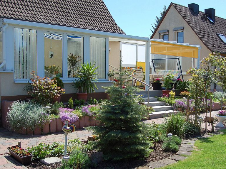 Glasdächer:TS Aluminium, regionale Fertigung, Terrassendächer, Glashaus,  - Screens:Renson, Textiler Sonnenschutz, Fix Sreen, Zip Screen, Minimal Screen, Privaty Screen, Serge Screen - Sonnenschutz:Textiler Sonnenschutz, Sonnenschutz - Terrassendächer:Glasdächer, Terrassendächer, Renson, Sonnenschutz - ein Produkt der Altermann GmbH, Halle (Saale)
