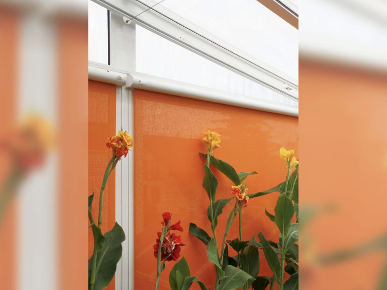 Glasdächer:TS Aluminium, regionale Fertigung, Terrassendächer, Glashaus,  - Screens:Renson, Textiler Sonnenschutz, Fix Sreen, Zip Screen, Minimal Screen, Privaty Screen, Serge Screen - Sonnenschutz:Textiler Sonnenschutz, Sonnenschutz - Terrassendächer:Glasdächer, Terrassendächer, Renson, Sonnenschutz - ein Produkt der Altermann GmbH, Halle (Saale)