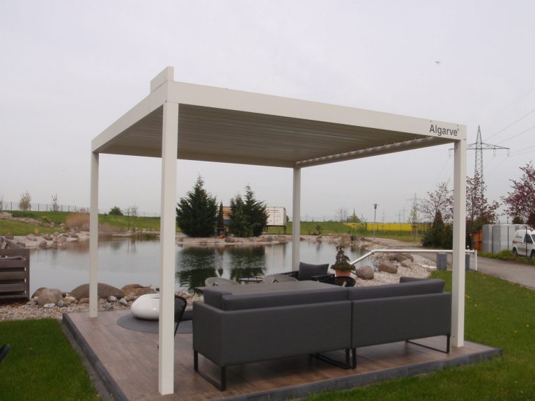 Lamellendächer:Renson, Camargue, Algarve, Lammellendächer, Lattendächer, Drehlamellen, Sky - Terrassendächer:Glasdächer, Terrassendächer, Renson, Sonnenschutz - ein Produkt der Altermann GmbH, Halle (Saale)