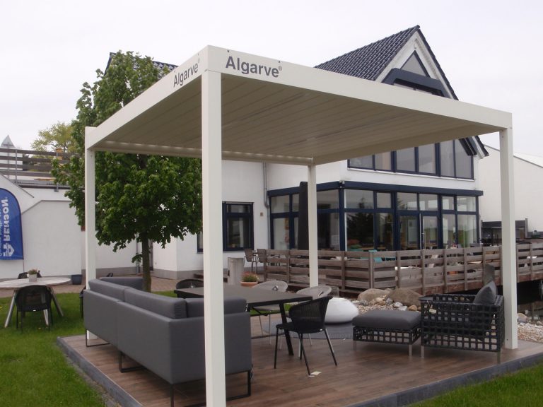Lamellendächer:Renson, Camargue, Algarve, Lammellendächer, Lattendächer, Drehlamellen, Sky - Terrassendächer:Glasdächer, Terrassendächer, Renson, Sonnenschutz - ein Produkt der Altermann GmbH, Halle (Saale)