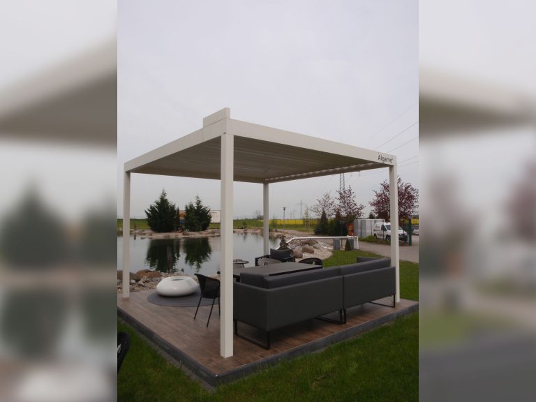 Lamellendächer:Renson, Camargue, Algarve, Lammellendächer, Lattendächer, Drehlamellen, Sky - Terrassendächer:Glasdächer, Terrassendächer, Renson, Sonnenschutz - ein Produkt der Altermann GmbH, Halle (Saale)
