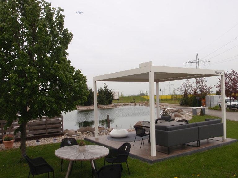 Lamellendächer:Renson, Camargue, Algarve, Lammellendächer, Lattendächer, Drehlamellen, Sky - Terrassendächer:Glasdächer, Terrassendächer, Renson, Sonnenschutz - ein Produkt der Altermann GmbH, Halle (Saale)