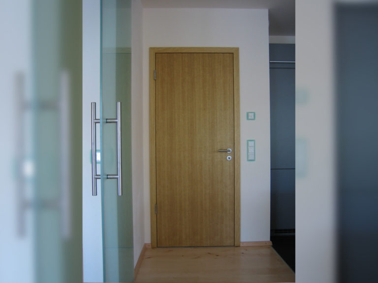 Innentüren:Funier Türen, Lacktüren, moderne Türen, stumpf einschlagende Türen, Holztüren, Schiebetüren, Glastüren  - ein Produkt der Altermann GmbH, Halle (Saale)