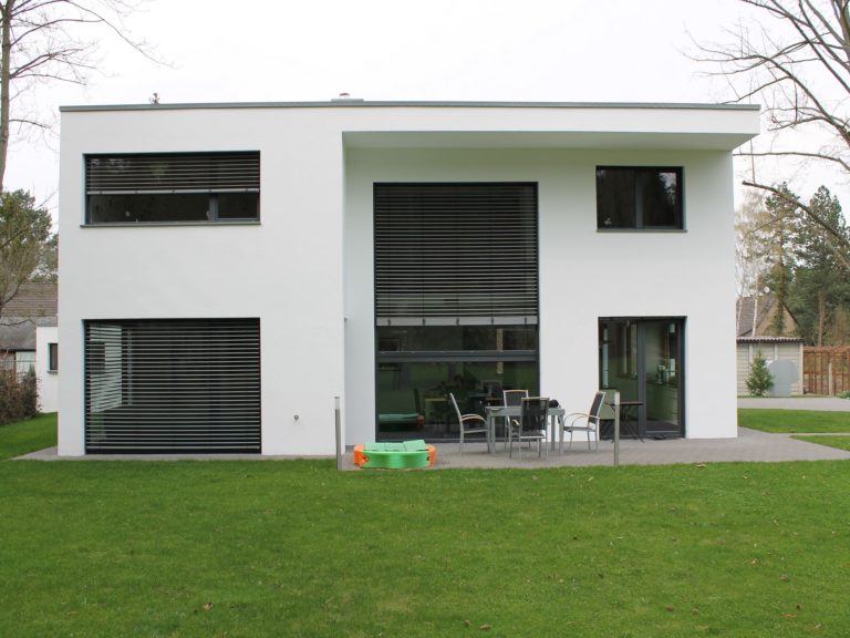 Fenster:Schüco Fenster, Kunsstofffenster, Aluminiumfenster, moderne Fenster, Fensterplanung - Sonnenschutz:Textiler Sonnenschutz, Sonnenschutz - ein Produkt der Altermann GmbH, Halle (Saale)