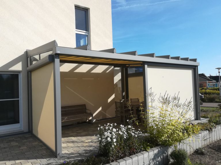 Screens:Renson, Textiler Sonnenschutz, Fix Sreen, Zip Screen, Minimal Screen, Privaty Screen, Serge Screen - Glasdächer:TS Aluminium, regionale Fertigung, Terrassendächer, Glashaus,  - Sonnenschutz:Textiler Sonnenschutz, Sonnenschutz - Terrassendächer:Glasdächer, Terrassendächer, Renson, Sonnenschutz - ein Produkt der Altermann GmbH, Halle (Saale)