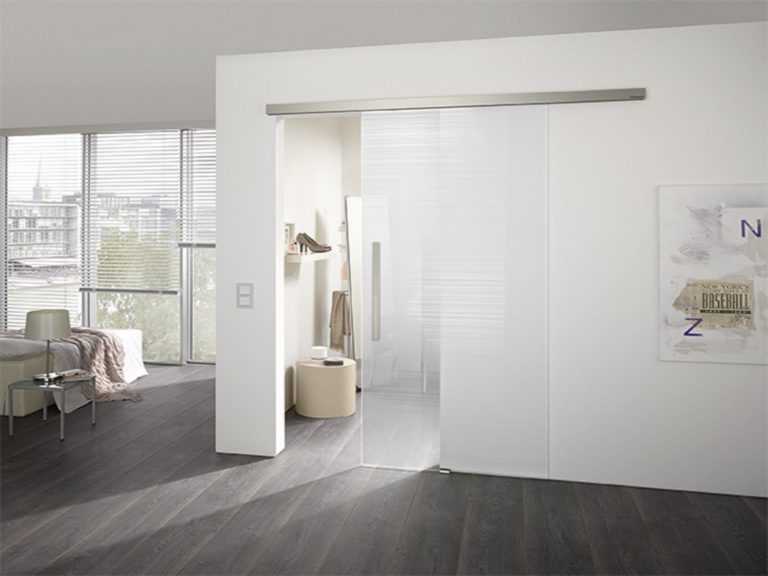 Innentüren:Funier Türen, Lacktüren, moderne Türen, stumpf einschlagende Türen, Holztüren, Schiebetüren, Glastüren  - ein Produkt der Altermann GmbH, Halle (Saale)