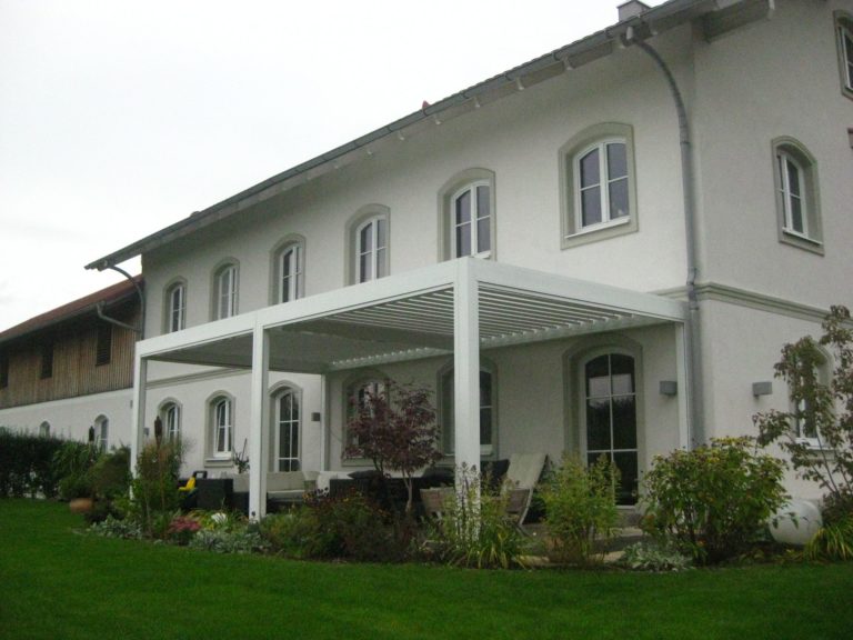 Lamellendächer:Renson, Camargue, Algarve, Lammellendächer, Lattendächer, Drehlamellen, Sky - Terrassendächer:Glasdächer, Terrassendächer, Renson, Sonnenschutz - ein Produkt der Altermann GmbH, Halle (Saale)