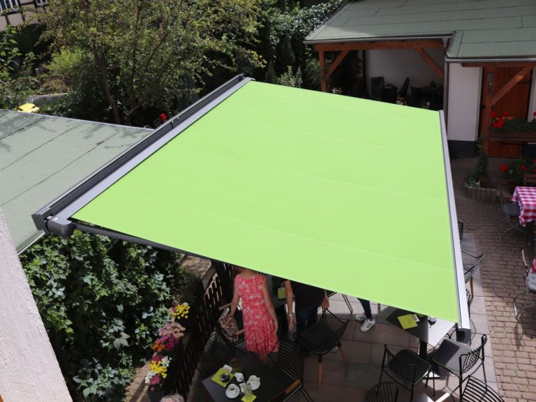 Markisen:Markilux, Pergola, Gelenkarmmarkisen, Kassettenmarkisen, Markisentuch, MX 3,  - textile Terrassendächer:Pergola, Markilux, Renson, Textile Dächer, Lapure ,  - Sonnenschutz:Textiler Sonnenschutz, Sonnenschutz - ein Produkt der Altermann GmbH, Halle (Saale)