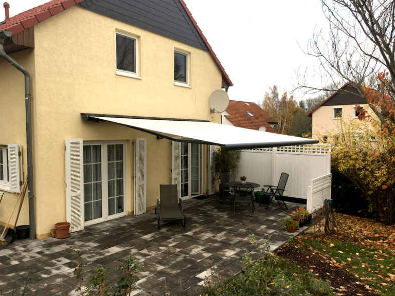 Markisen:Markilux, Pergola, Gelenkarmmarkisen, Kassettenmarkisen, Markisentuch, MX 3,  - Sonnenschutz:Textiler Sonnenschutz, Sonnenschutz - ein Produkt der Altermann GmbH, Halle (Saale)