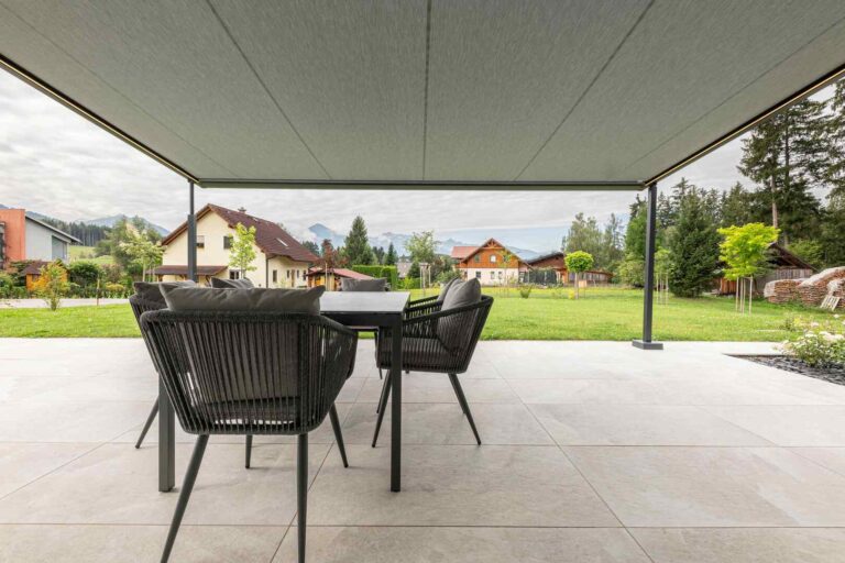 Markisen:Markilux, Pergola, Gelenkarmmarkisen, Kassettenmarkisen, Markisentuch, MX 3,  - textile Terrassendächer:Pergola, Markilux, Renson, Textile Dächer, Lapure ,  - ein Produkt der Altermann GmbH, Halle (Saale)