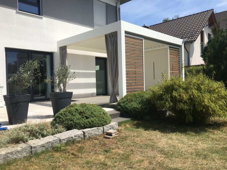 Lamellendächer:Renson, Camargue, Algarve, Lammellendächer, Lattendächer, Drehlamellen, Sky - ein Produkt der Altermann GmbH, Halle (Saale)
