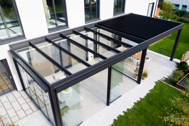 Glasdächer:TS Aluminium, regionale Fertigung, Terrassendächer, Glashaus,  - Lamellendächer:Renson, Camargue, Algarve, Lammellendächer, Lattendächer, Drehlamellen, Sky - ein Produkt der Altermann GmbH, Halle (Saale)