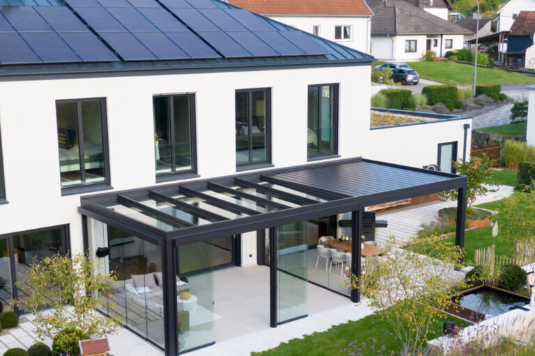 Glasdächer:TS Aluminium, regionale Fertigung, Terrassendächer, Glashaus,  - Lamellendächer:Renson, Camargue, Algarve, Lammellendächer, Lattendächer, Drehlamellen, Sky - Sommergärten/Wintergärten:Wintergärten, TS Aluminium, eigene Herstellung,  - ein Produkt der Altermann GmbH, Halle (Saale)