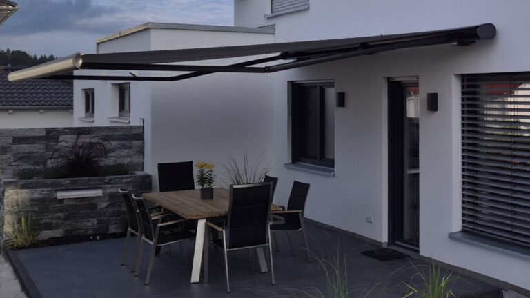 Markisen:Markilux, Pergola, Gelenkarmmarkisen, Kassettenmarkisen, Markisentuch, MX 3,  - ein Produkt der Altermann GmbH, Halle (Saale)