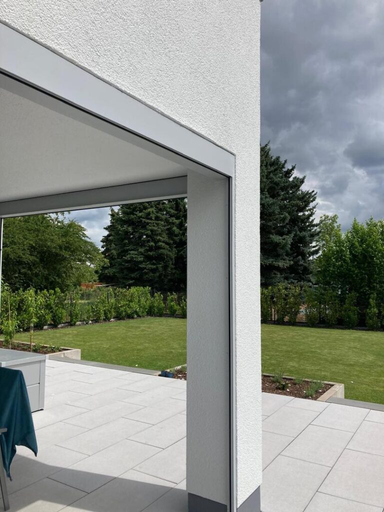 Screens:Renson, Textiler Sonnenschutz, Fix Sreen, Zip Screen, Minimal Screen, Privaty Screen, Serge Screen - ein Produkt der Altermann GmbH, Halle (Saale)
