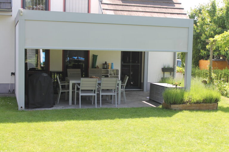 Lamellendächer:Renson, Camargue, Algarve, Lammellendächer, Lattendächer, Drehlamellen, Sky - ein Produkt der Altermann GmbH, Halle (Saale)