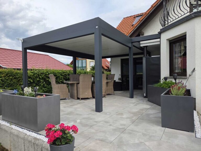 Lamellendächer:Renson, Camargue, Algarve, Lammellendächer, Lattendächer, Drehlamellen, Sky - ein Produkt der Altermann GmbH, Halle (Saale)